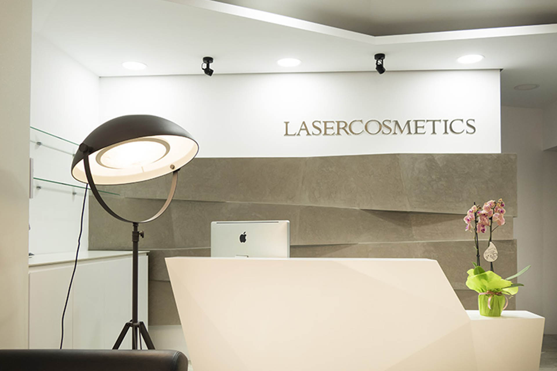 XYLON | Dizajn enterijera i nameštaja | Salon lepote Laser Cosmetics